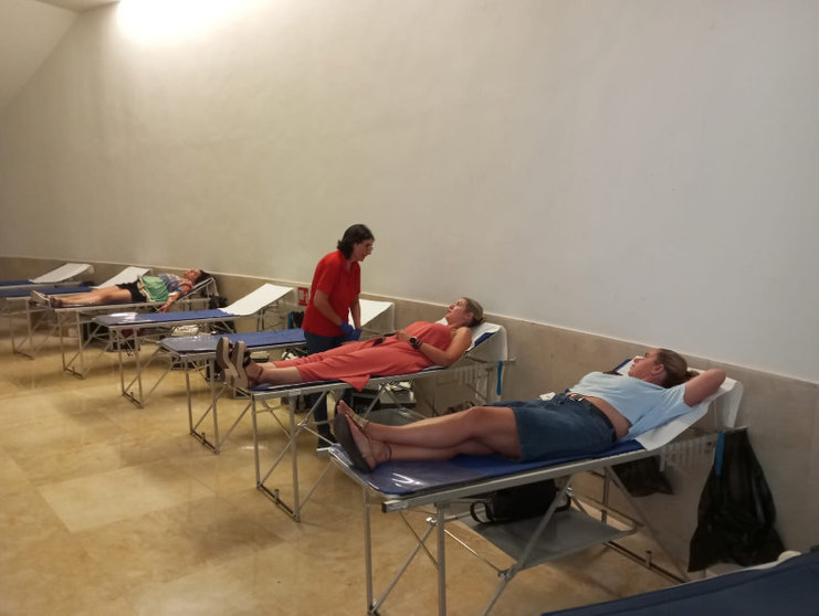 Momento de la donación sanguínea de esta tarde/ Juanjo Coronado