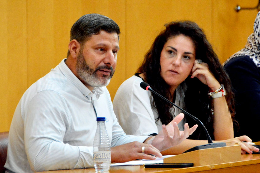 Mohamed Mustafa y Julia Ferreras durante la última sesión plenaria / Alejandro Castillo