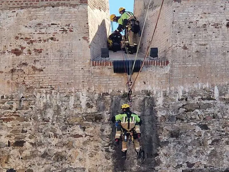Rescate Vertical en las Murallas Reales / Laura Ortiz