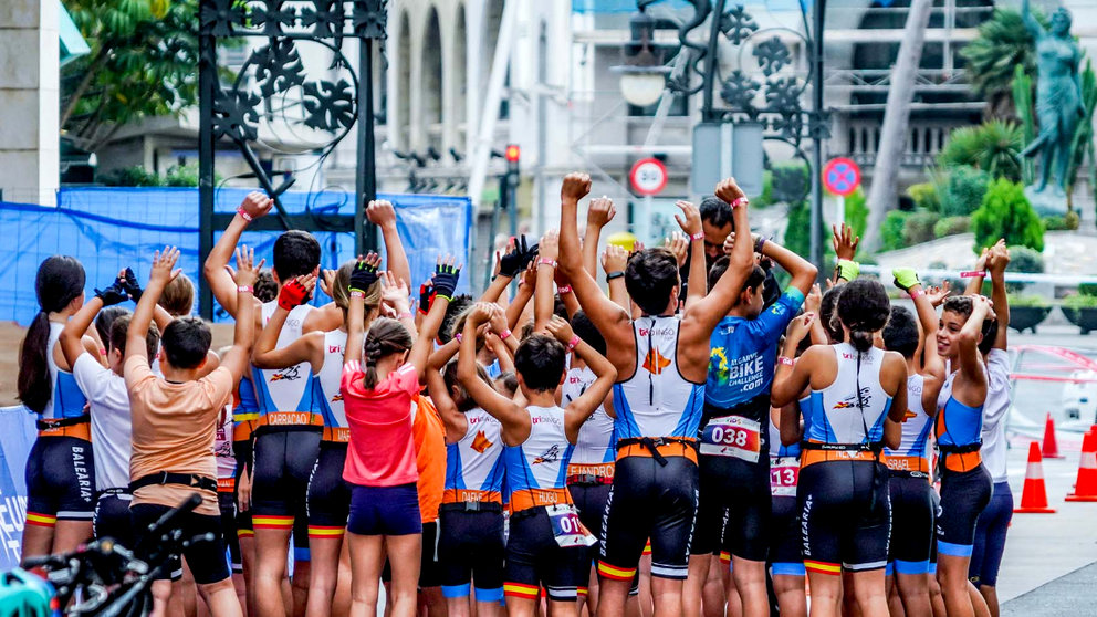 Ceuta acoge la penúltima cita de 'Pho3nix Kids Triathlon Series by Javier Gómez Noya 2023'