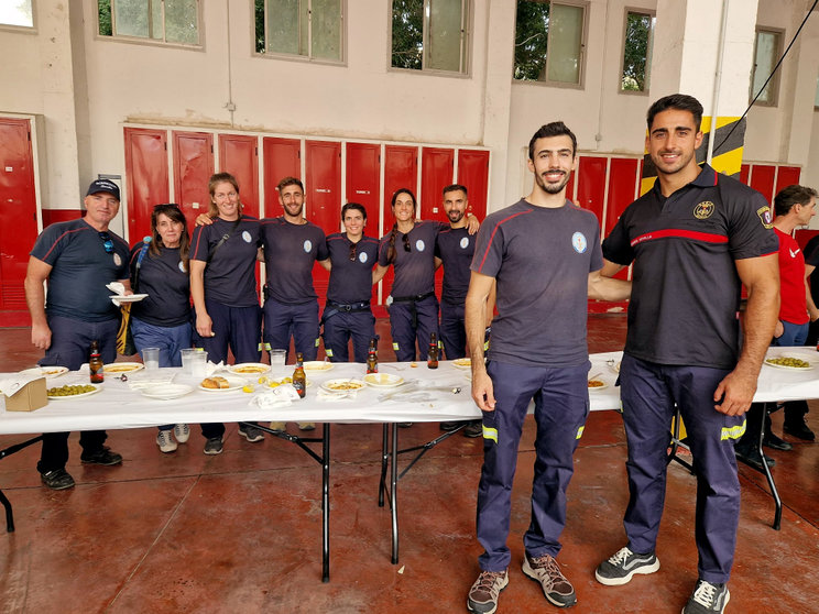 El equipo de Sevilla en las I Jornadas de Rescate en Ceuta organizadas por los bomberos caballas / Laura Ortiz