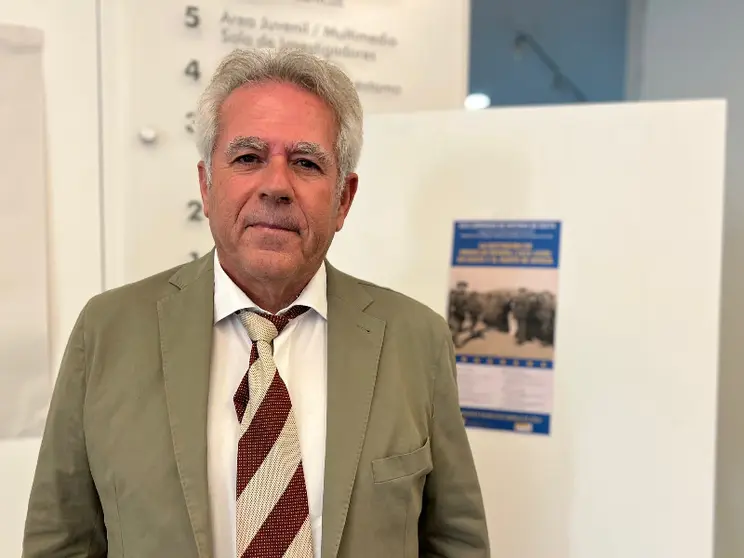 Jos&eacute; Antonio Pleguezuelos, antes de su intervenci&oacute;n en las jornadas/ Dani Hern&aacute;ndez