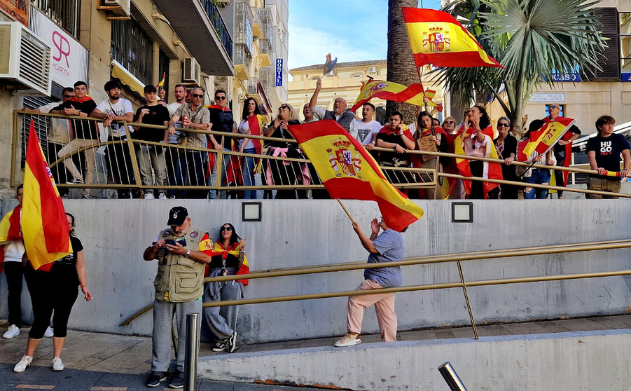Manifestación a las puertas de la sede del PSOE de Ceuta