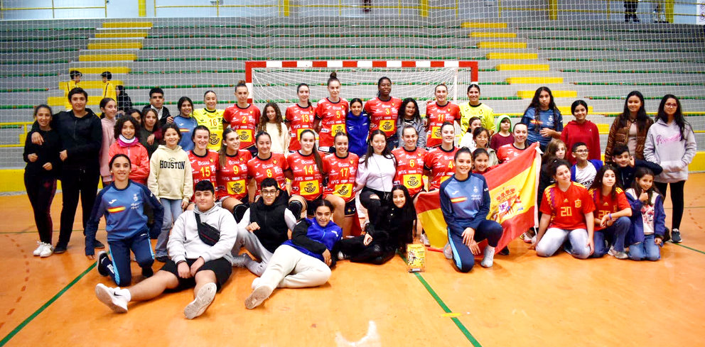 La Selección Española de balonmano, _muy agradecida a Ceuta_