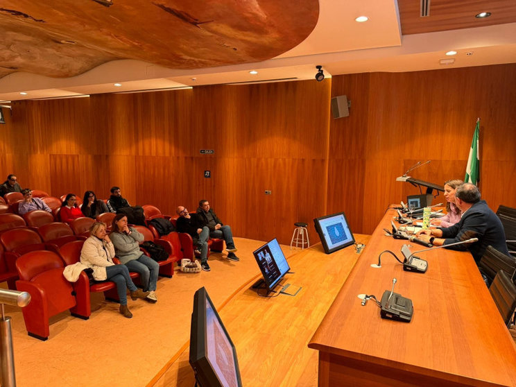 Encuentro en la Universidad de Granada/ Cedida