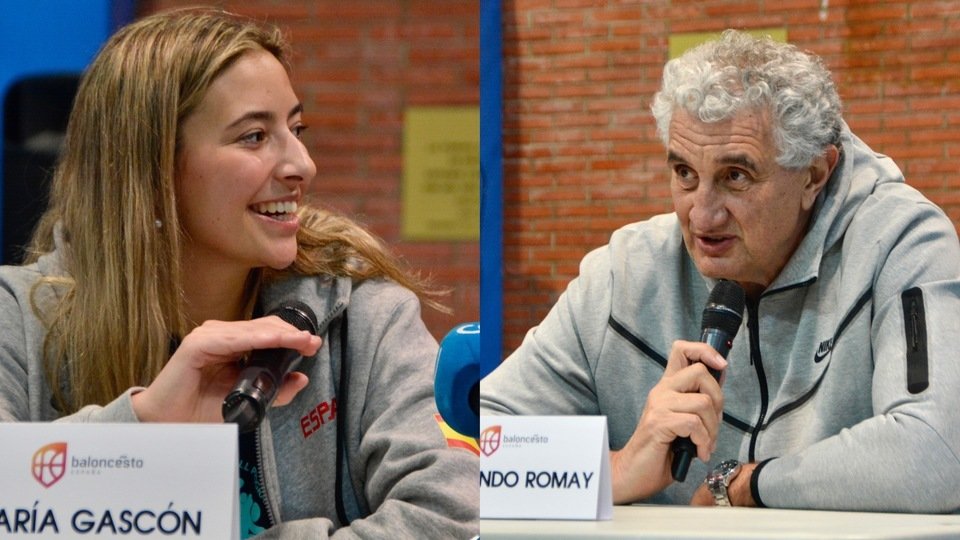  A la izquierda, María Gascón; a la derecha, Fernando Romay / A. Castillo 