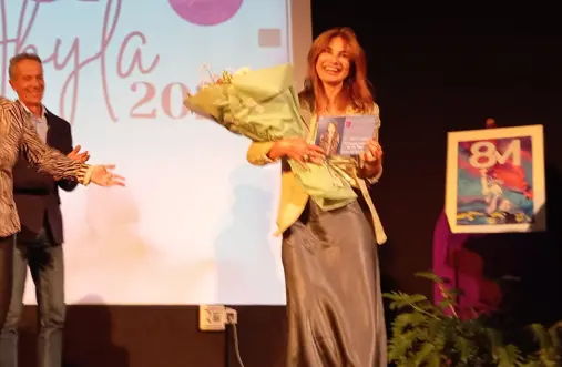  La premiada Tula Fern&aacute;ndez 