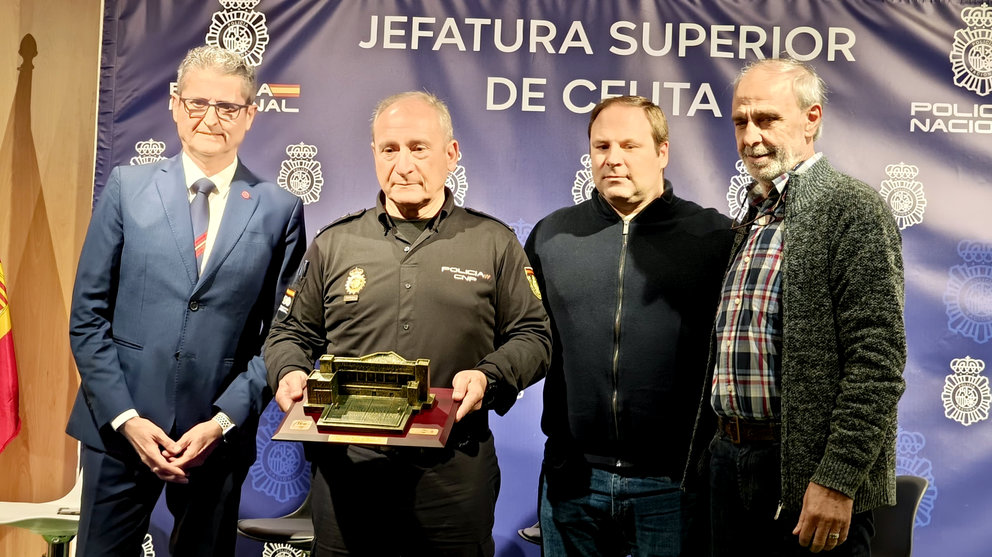 La Policía Nacional presenta el torneo de fútbol del Bicentenario