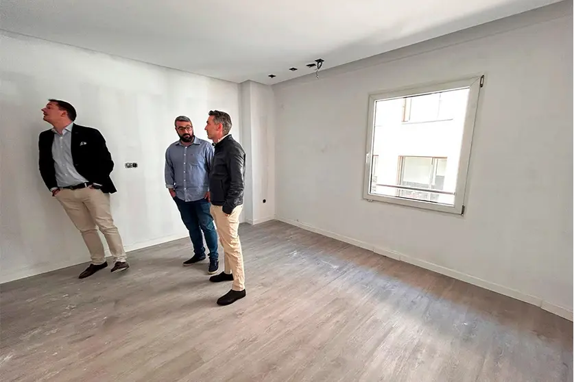 Visita del PSOE al Puerta de &Aacute;frica