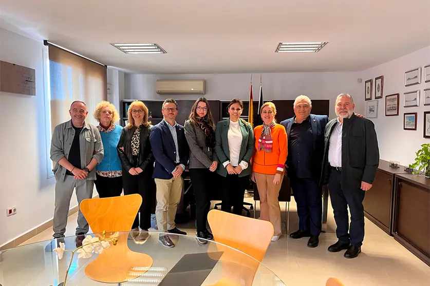 REUNI&Oacute;N CIUDAD UGR