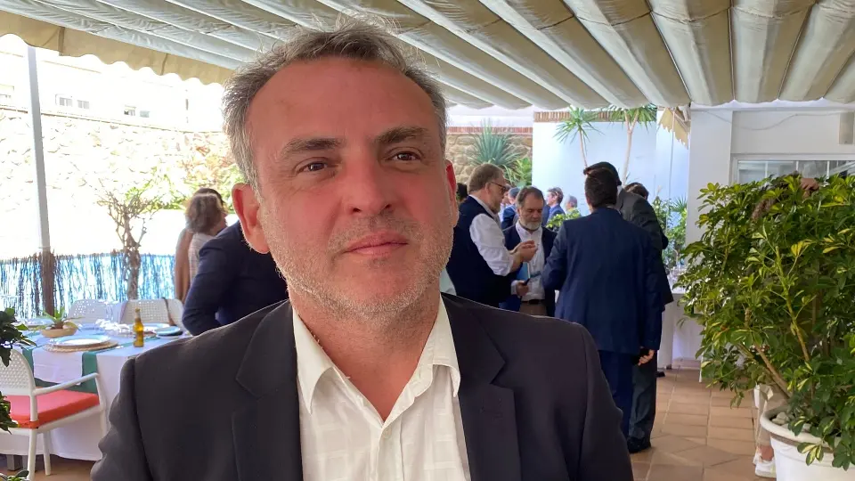  Simon Onrubia, responsable de Crowe. 