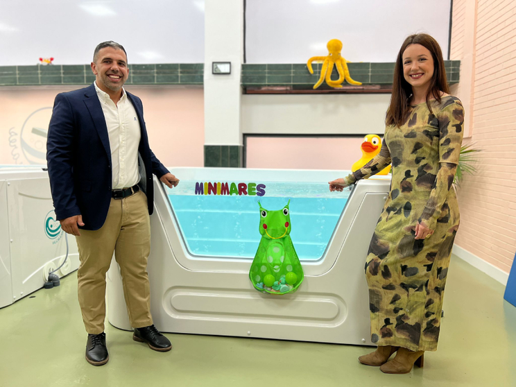 Los gerentes de Minimares posan en la inauguraci&oacute;n/ Dani Hern&aacute;ndez