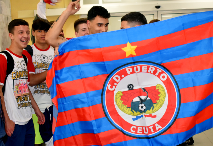 Fiesta del CD Puerto Atl&eacute;tico tras ganar la Liga en el Grupo V de Divisi&oacute;n de Honor de Juveniles (15)