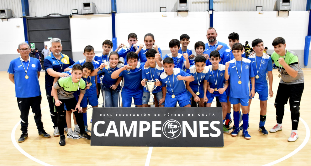 _T&iacute;tulo y ascenso para el San Agust&iacute;n Infantil en la Segunda Auton&oacute;mica  