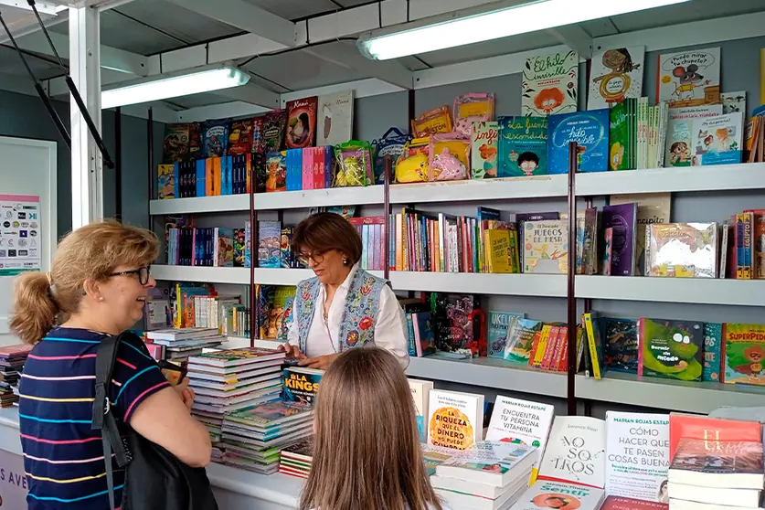 Feria del Libro / C&eacute;sar Mart&iacute;n