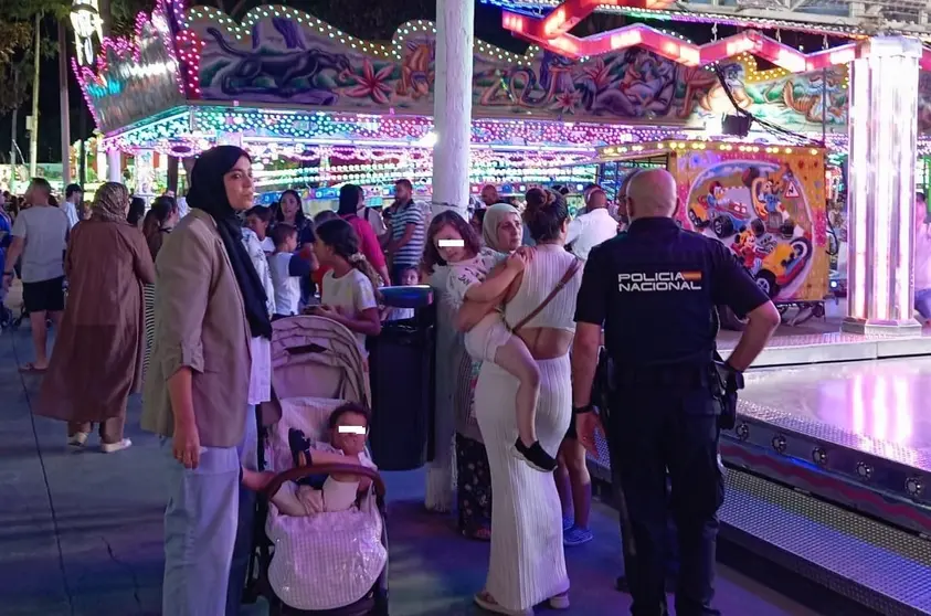  Agente de la Polic&iacute;a Nacional por el recinto ferial (C.A.) 