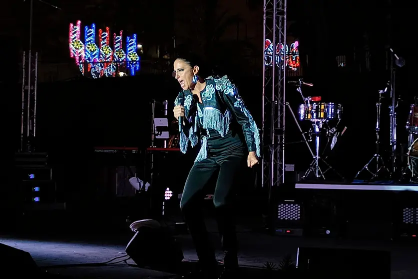 Mar&iacute;a Pel&aacute;e