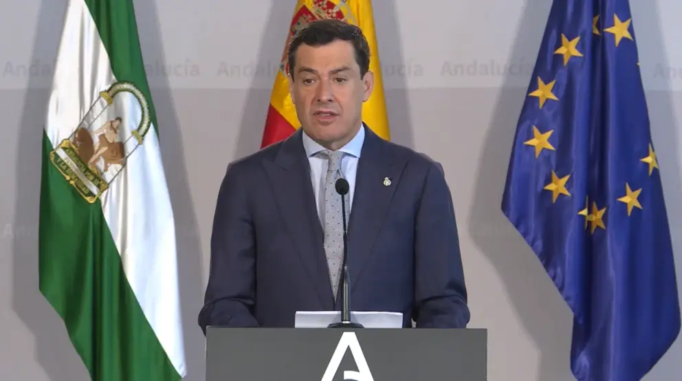 Juan Manuel Moreno Bonilla, presidente de la Junta de Andaluc&iacute;a, en su comparecencia ante el Consejo Andaluz de C&aacute;maras