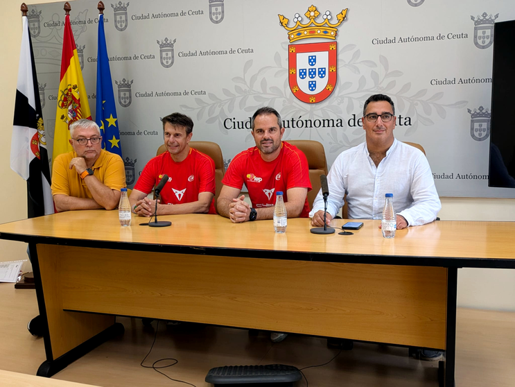 La visita del seleccionador nacional cierra un _septiembre hist&oacute;rico_ para el p&aacute;del de Ceuta 
