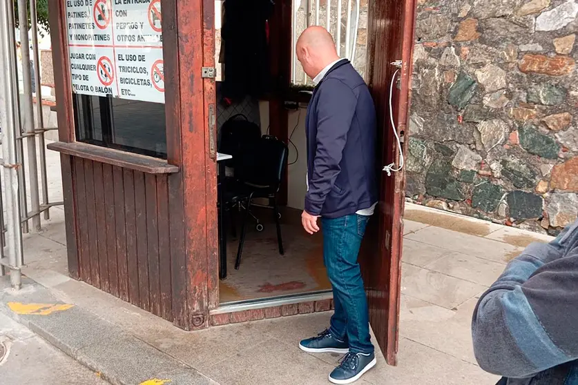 Visita de Juan Guti&eacute;rrez a las Murallas Reales