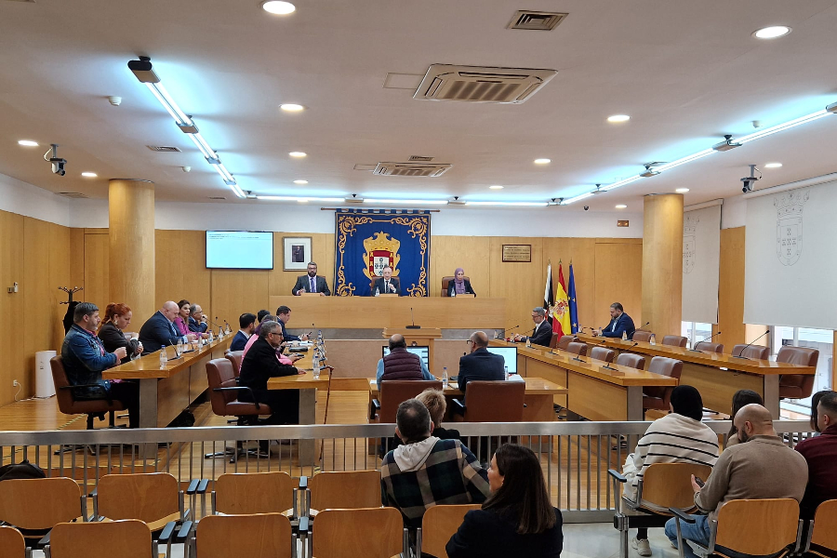 Pleno de la Asamblea contra la Violencia Machista / Laura Ortiz