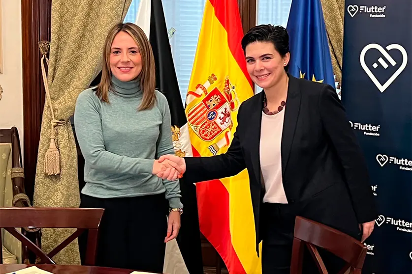 Firma del convenio con la Fundaci&oacute;n Flutter