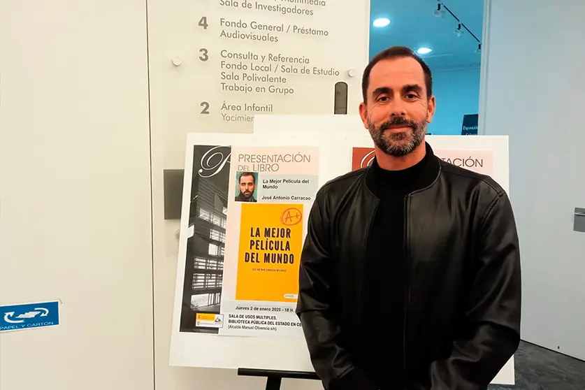 Presentaci&oacute;n de La mejor pel&iacute;cula del mundo, novela de Jos&eacute; Antonio Carracao  - C&eacute;sar Mart&iacute;n
