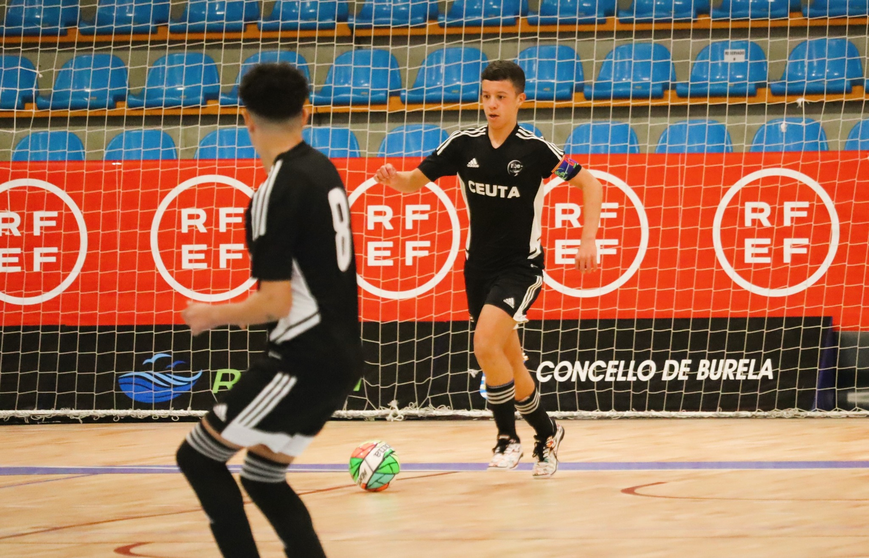 Anuar, jugador del CD Puerto, con la selecci&oacute;n de Ceuta