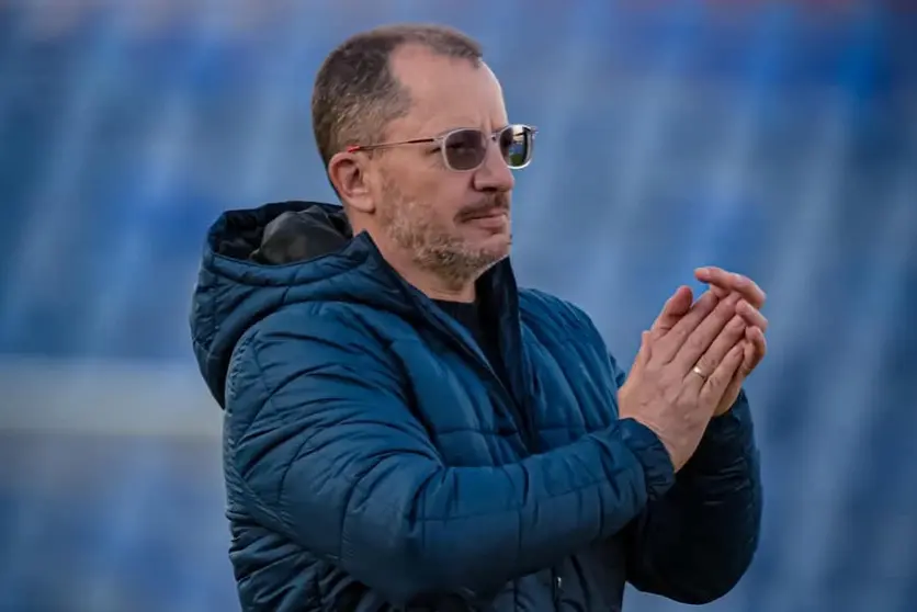 Jos&eacute; Juan Romero, entrenador de la AD Ceuta FC