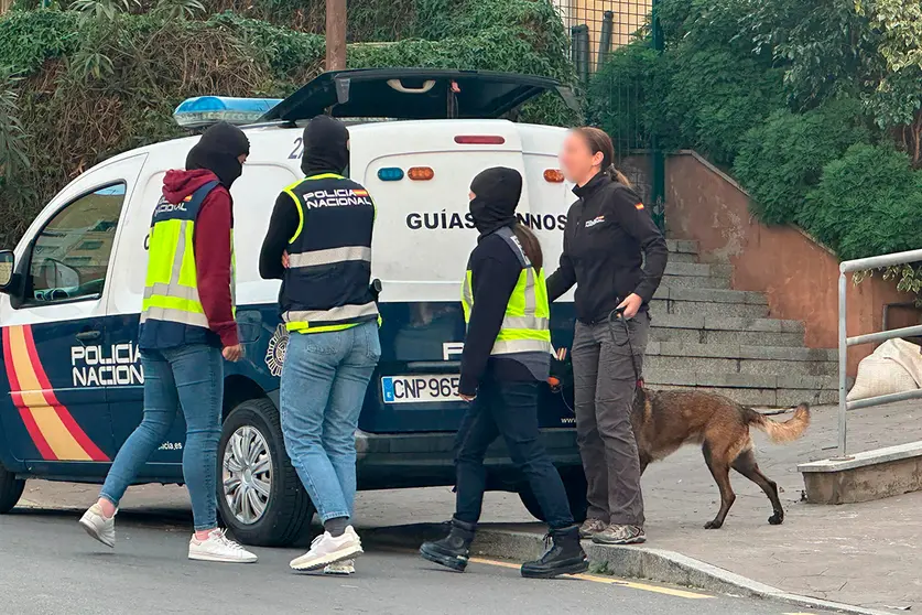 Operaci&oacute;n contra el narcotr&aacute;fico / Mohammed Ettouileb