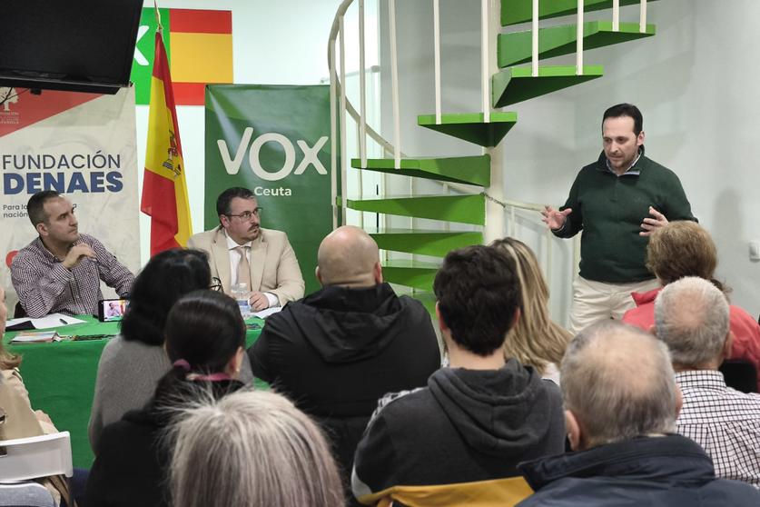 Conferencia VOX sobre la influencia del Mazj&eacute;n / Cedida
