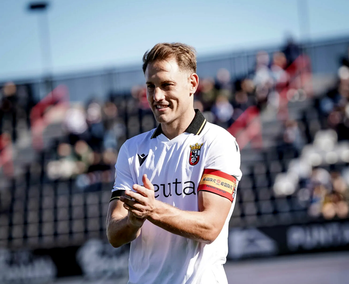 Carlos Hern&aacute;ndez, capit&aacute;n de la AD Ceuta FC. Foto: Zaki