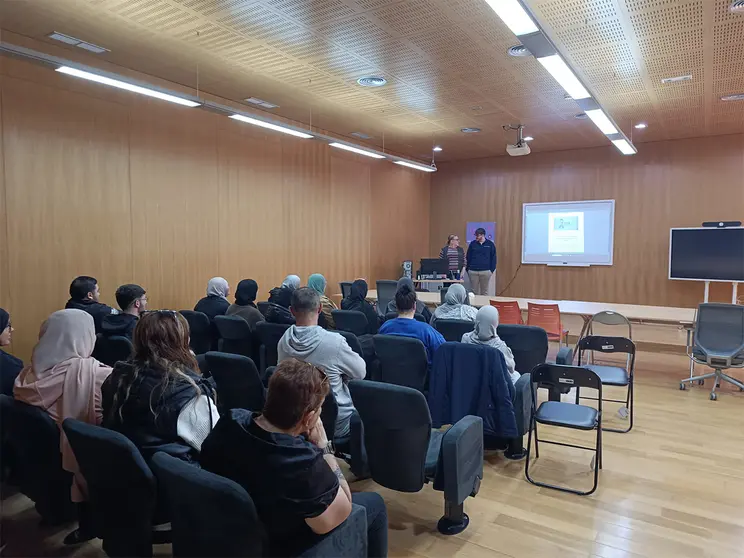 Charla en la escuela de la Construcci&oacute;n