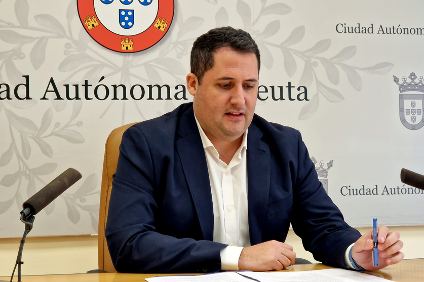 Alejandro Ram&iacute;rez, portavoz del Gobierno, durante una comparecencia  / Laura Ortiz