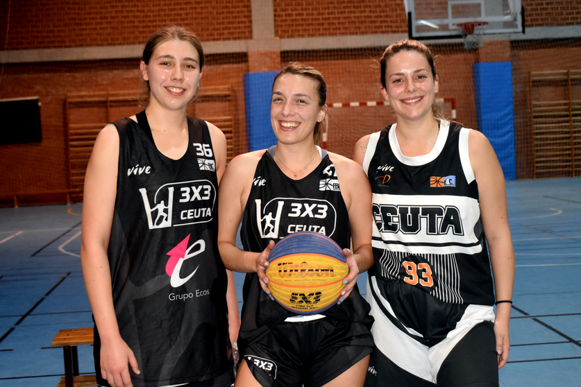 Jornada de Baloncesto 3x3 organizada por la Federaci&oacute;n de Baloncesto de Ceuta.