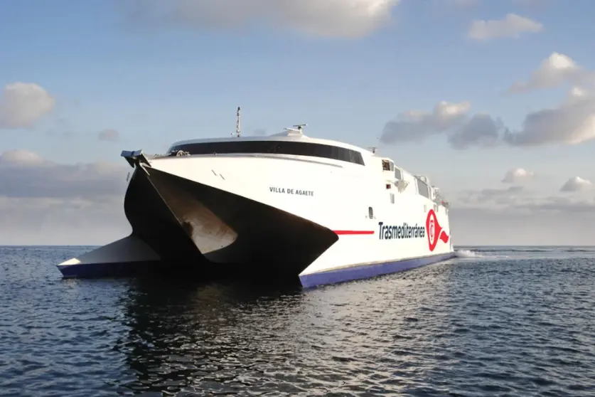 Fast ferry Villa de Agaete / Trasmediterr&aacute;nea