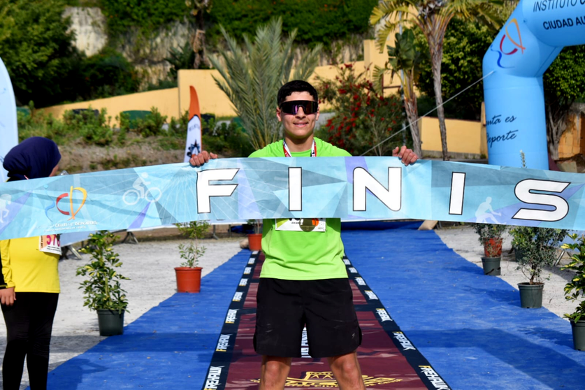Ganador Los Fuertes 10 Km / Rafa B&aacute;ez