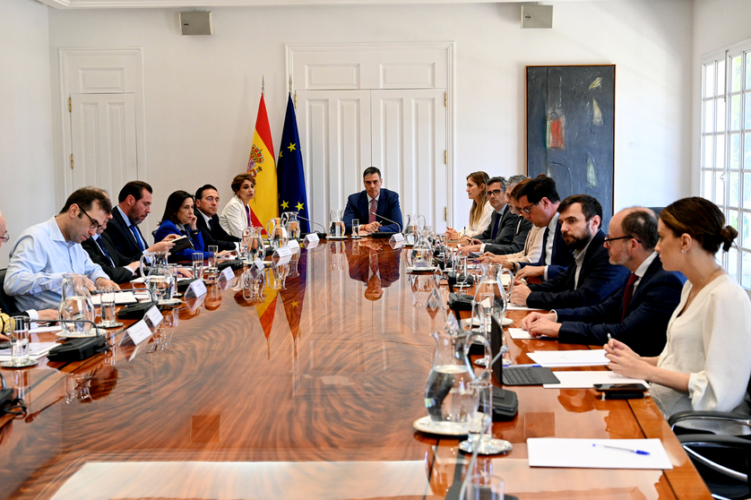 El presidente del Gobierno, Pedro S&aacute;nchez, preside la reuni&oacute;n del Consejo de Seguridad Nacional. _ Pool Moncloa. La Moncloa, Madrid (Espa&ntilde;a) 