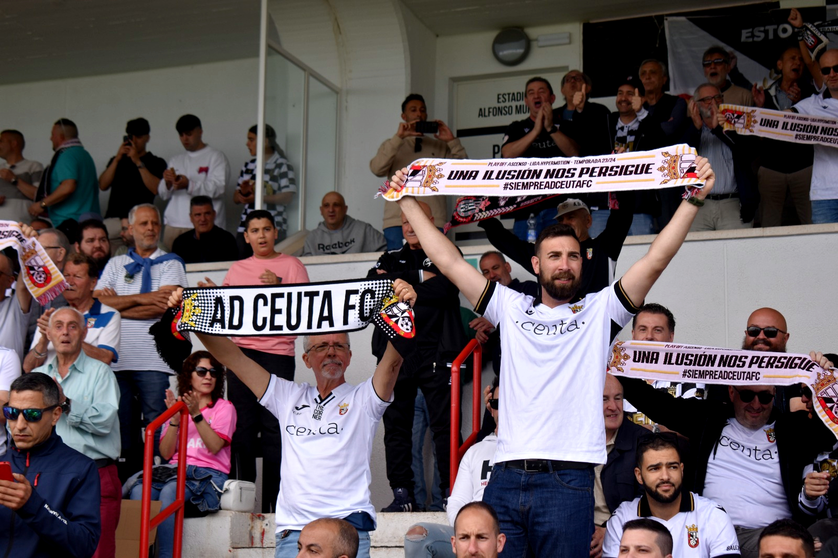Encuentro entre la AD Ceuta FC y el M&eacute;rida  (25)