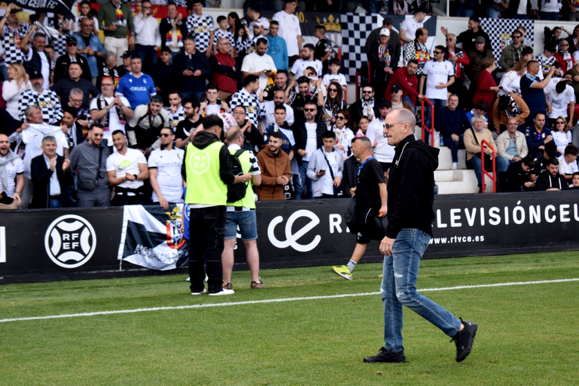 Jos&eacute; Juan Romero en el encuentro ante el M&eacute;rida. Foto: Rafa B&aacute;ez