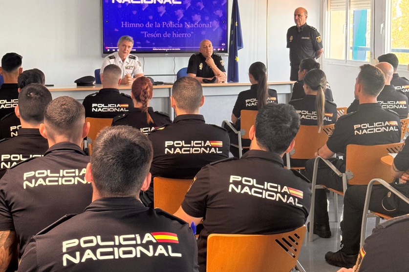 Despedida 40 alumnos en pr&aacute;cticas de la Promoci&oacute;n XXXIX de la Polic&iacute;a Nacional / Cedida
