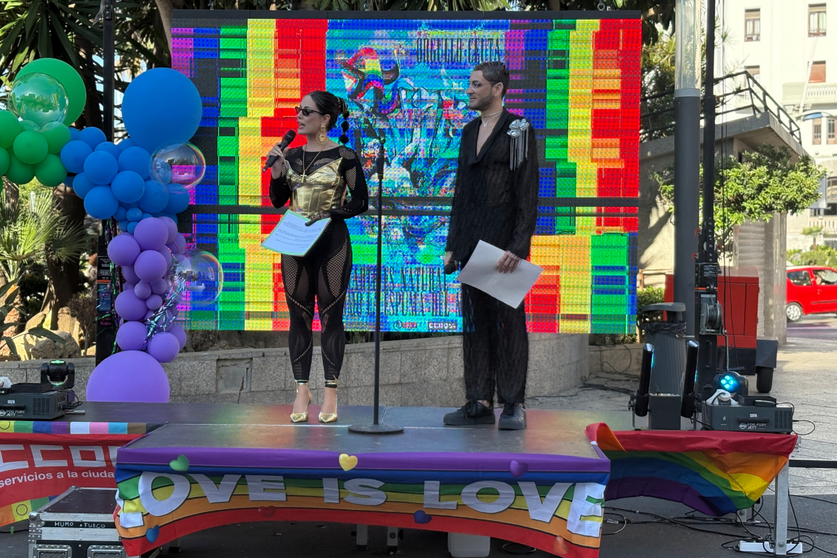 Primer preg&oacute;n oficial del Orgullo LGTBI+ / Alma Palomino