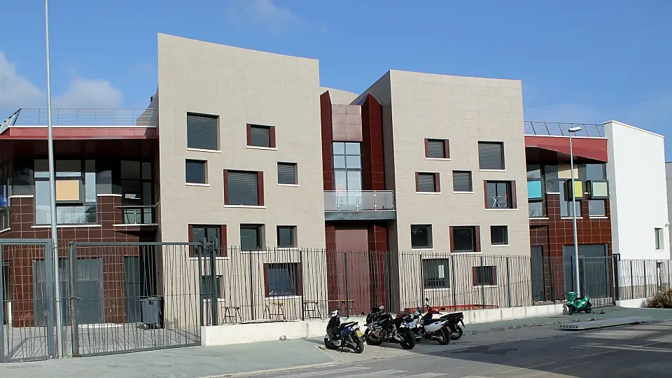 Escuela de la Construcci&oacute;n /archivo
