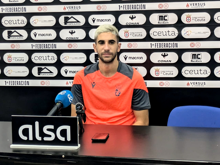 Redru en la previa del encuentro ante la Cultural Leonesa 