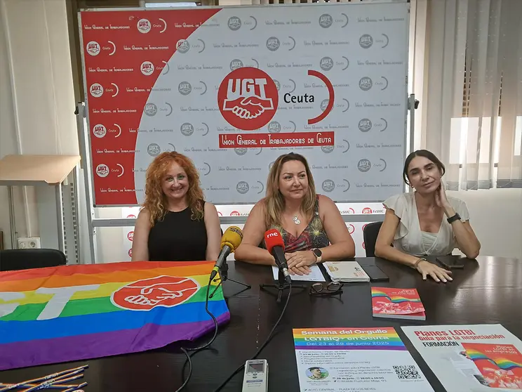Presentaci&oacute;n de los Actos por el Orgullo LGTBI+ en UGT / C&eacute;sar Mart&iacute;n