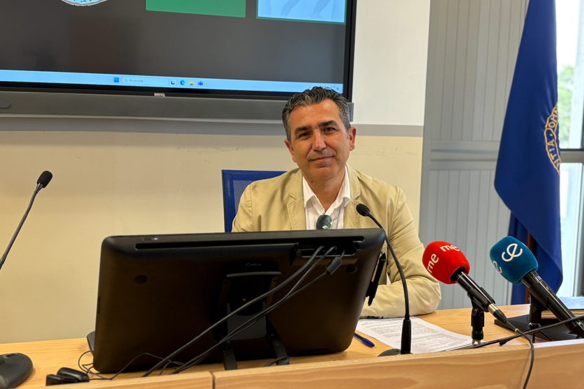 Carlos Rontom&eacute;, director de la UNED Ceuta / Alma Palomino