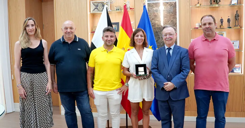 Recibimiento oficial a Mar&iacute;a Boh&oacute;rquez. Foto: Ciudad Aut&oacute;noma de Ceuta