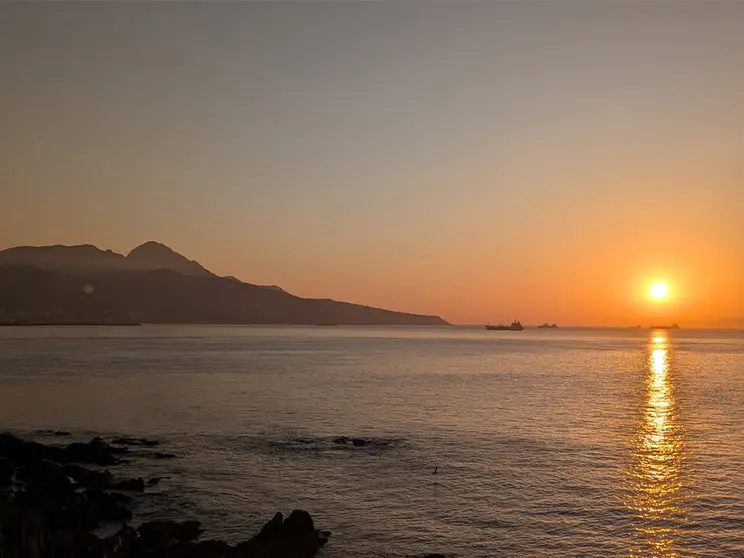 Puesta de sol / Rafa B&aacute;ez