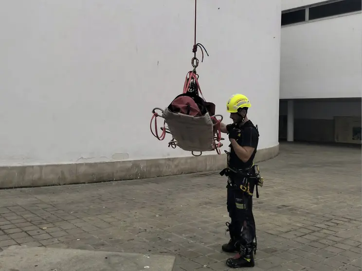 Ejercicio de Rescate Vertical en la plaza Nelson Mandela