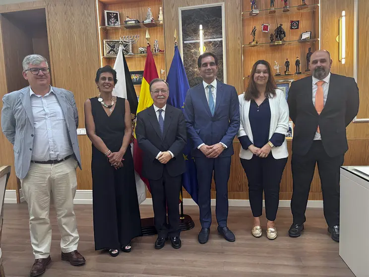 Reuni&oacute;n del Gobierno con los representantes de GASIB
